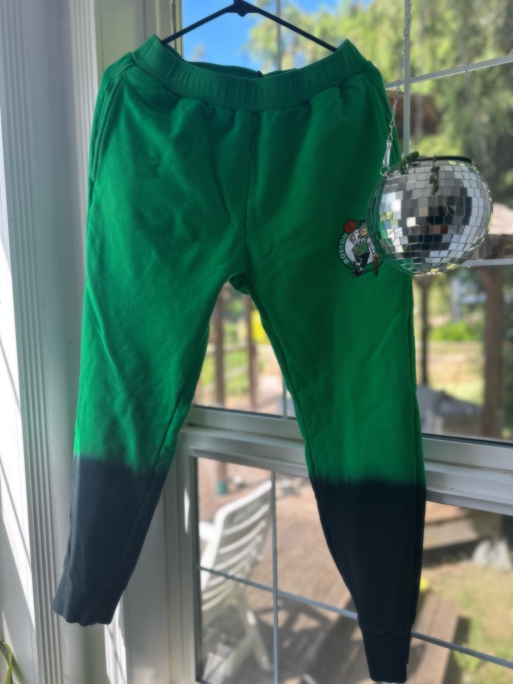 Men's FISLL Kelly Green Boston Celtics Black Dip-Dye - Jogger Pants